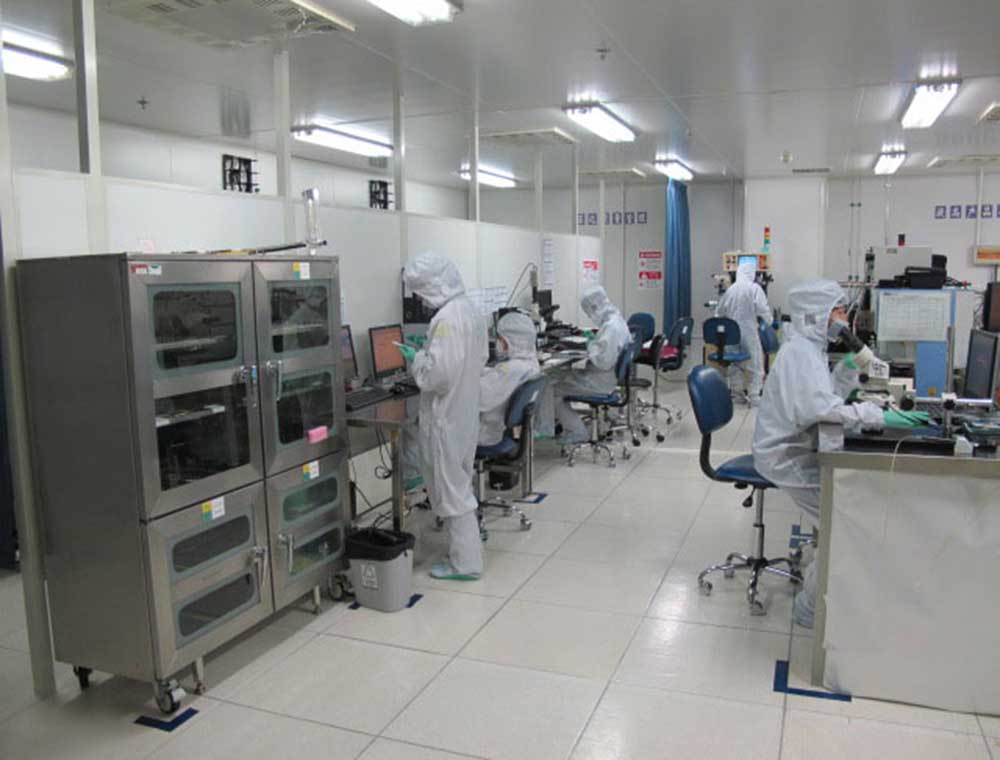 激光電子生產(chǎn)車間